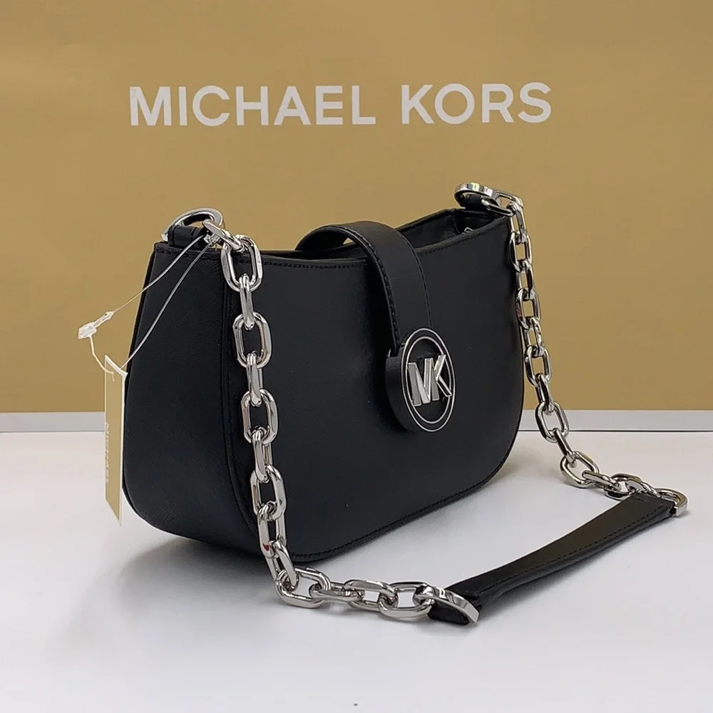 MICHAEL KORS
Carmen Small Shoulder
Pochette Bag
Black
NWT - Picture 3 of 16